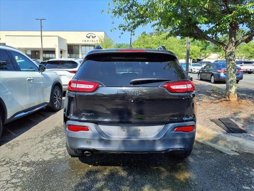 2016 Jeep Cherokee Altitude