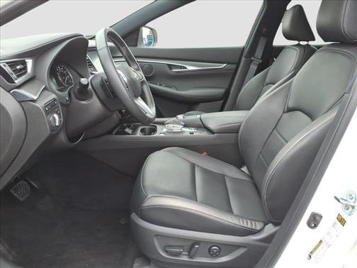 2025 INFINITI QX55 LUXE