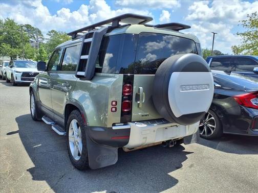 2020 Land Rover Defender 110 SE