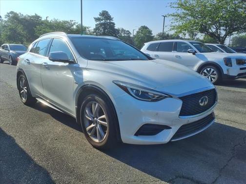 2019 INFINITI QX30 Luxe
