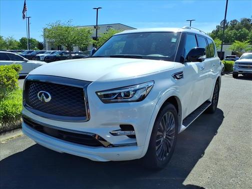 Aspen White 2024 INFINITI QX80 SENSORY