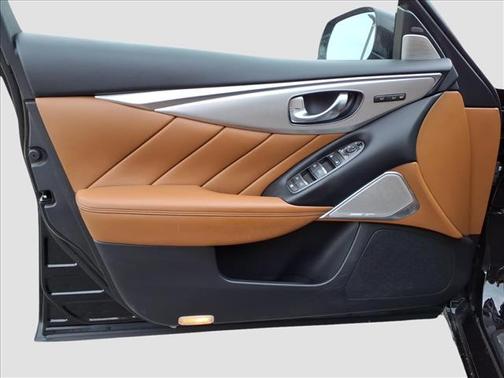 Black Obsidian 2023 INFINITI Q50 LUXE