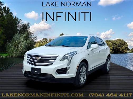 Crystal White Tri-Coat 2017 Cadillac XT5 Luxury