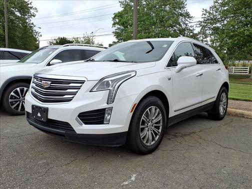 Crystal White Tri-Coat 2017 Cadillac XT5 Luxury