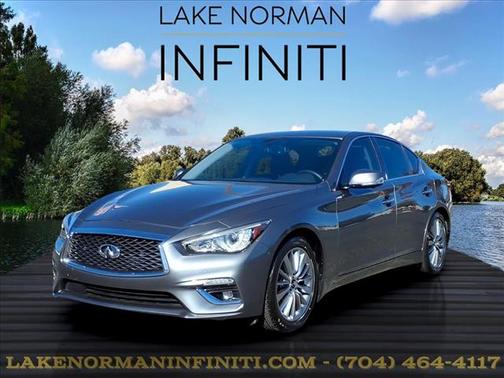 2023 INFINITI Q50 LUXE