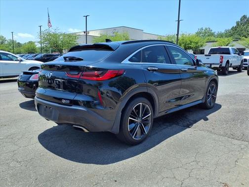 2022 INFINITI QX55 LUXE