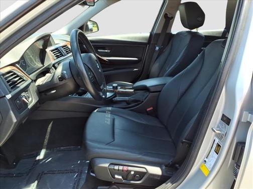 Glacier Silver Metallic 2014 BMW 320 i