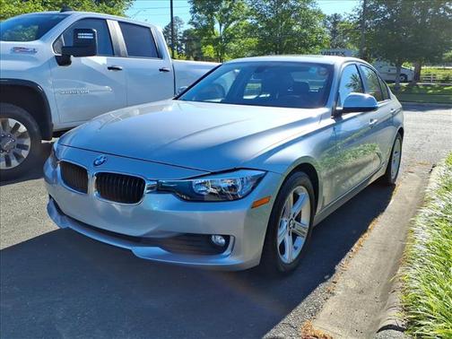 Glacier Silver Metallic 2014 BMW 320 i
