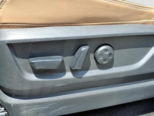 Black Obsidian 2025 INFINITI QX80 Luxe