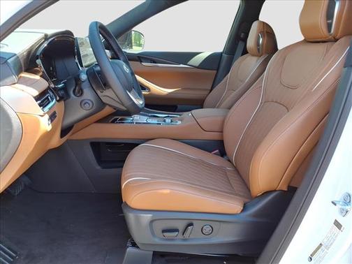 2t Rad Wht 2027 INFINITI QX60 AUTOGRAPH