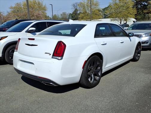 2022 Chrysler 300 S