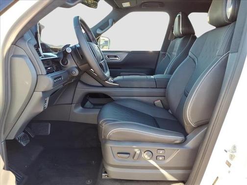 2t Radiant Whit 2026 INFINITI QX80 AUTOGRAPH