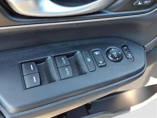 Platinum White Pearl 2019 Honda CR-V EX-L