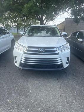 Blizzard Pearl 2018 Toyota Highlander XLE