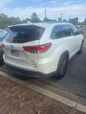 Blizzard Pearl 2018 Toyota Highlander XLE