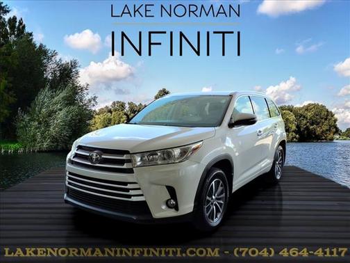 Blizzard Pearl 2018 Toyota Highlander XLE