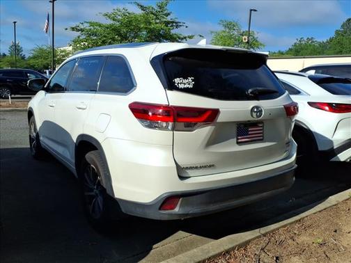 Blizzard Pearl 2018 Toyota Highlander XLE