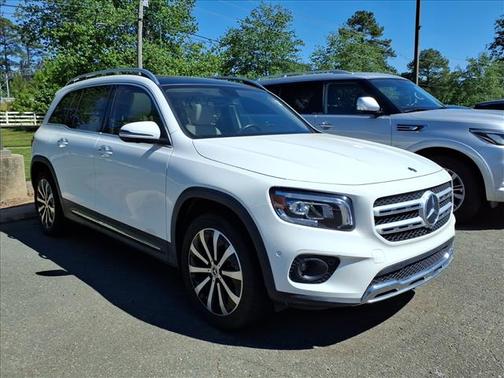 Digital White 2022 Mercedes-Benz GLB 250 Base