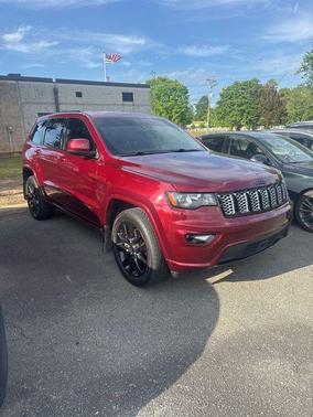 Velvet Red Pearlcoat 2021 Jeep Grand Cherokee Laredo X
