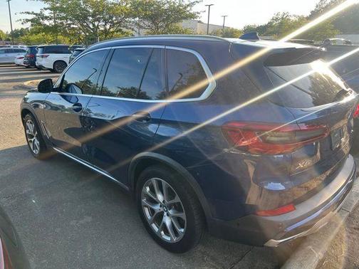 Blue Metallic 2020 BMW X5 xDrive40i