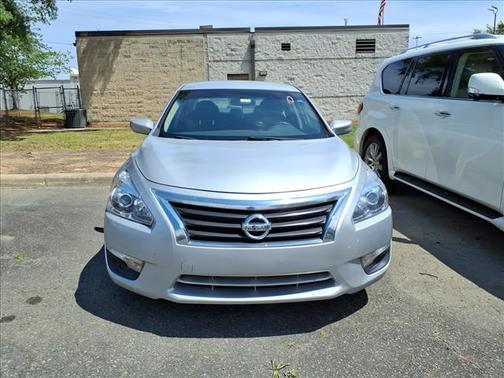 Brilliant Silver 2014 Nissan Altima 2.5 S