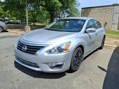 Brilliant Silver 2014 Nissan Altima 2.5 S