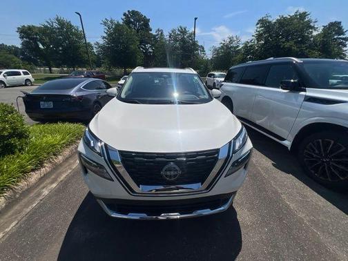 White 2023 Nissan Rogue Platinum