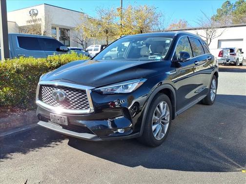 2022 INFINITI QX50 Luxe