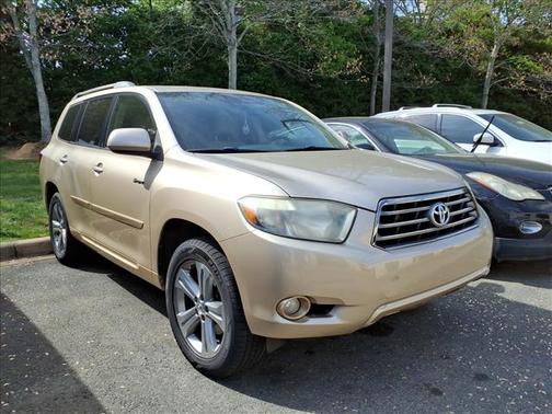 Sandy Beach Metallic 2008 Toyota Highlander Sport