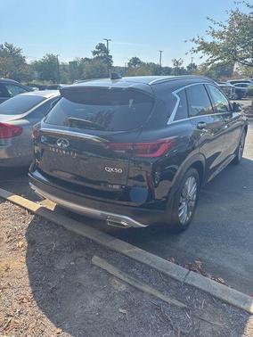 2024 INFINITI QX50 Luxe
