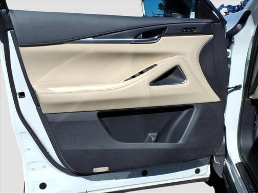 Majestic White 2023 INFINITI QX60 Luxe