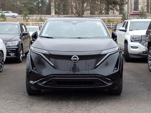 2025 Nissan ARIYA EVOLVE+