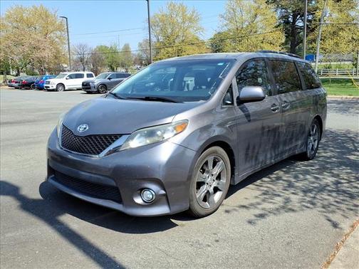 2011 Toyota Sienna Base