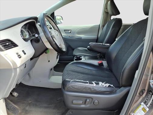 2011 Toyota Sienna Base
