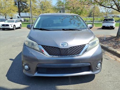 2011 Toyota Sienna Base