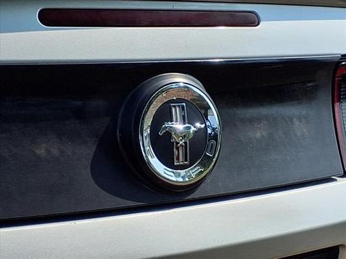 2013 Ford Mustang V6 Premium