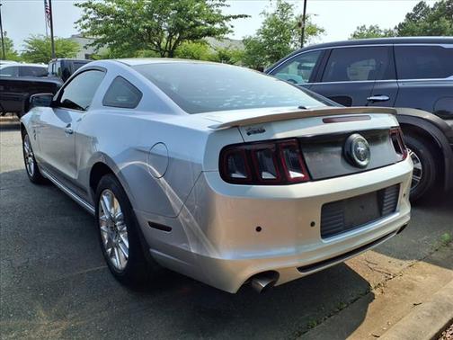 2013 Ford Mustang V6 Premium