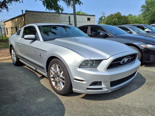2013 Ford Mustang V6 Premium