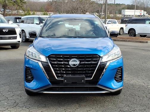 2024 Nissan Kicks SR