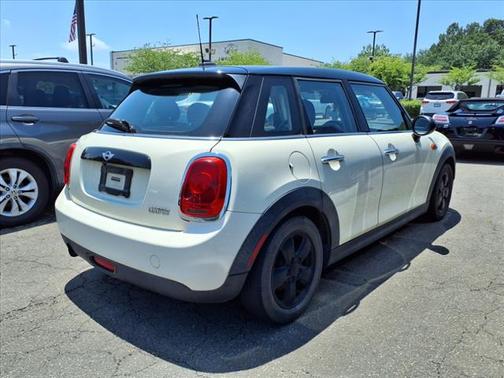 2016 MINI Hardtop Cooper