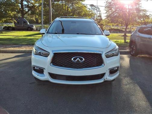 2016 INFINITI QX60 Base