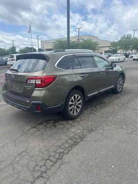 Wilderness Green Metallic 2019 Subaru Outback 3.6R Touring