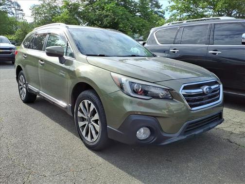 Wilderness Green Metallic 2019 Subaru Outback 3.6R Touring
