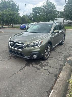 Wilderness Green Metallic 2019 Subaru Outback 3.6R Touring
