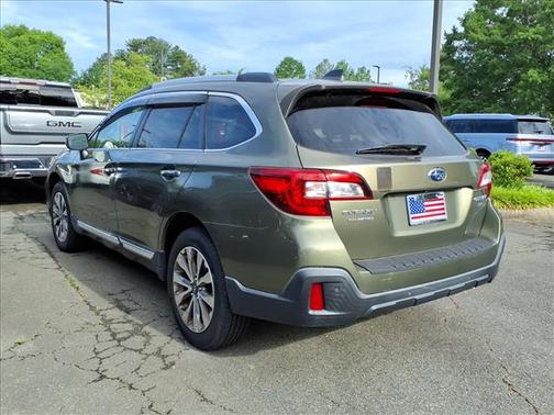 Wilderness Green Metallic 2019 Subaru Outback 3.6R Touring