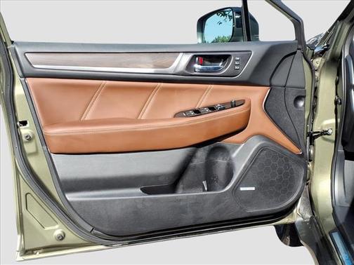 Wilderness Green Metallic 2019 Subaru Outback 3.6R Touring
