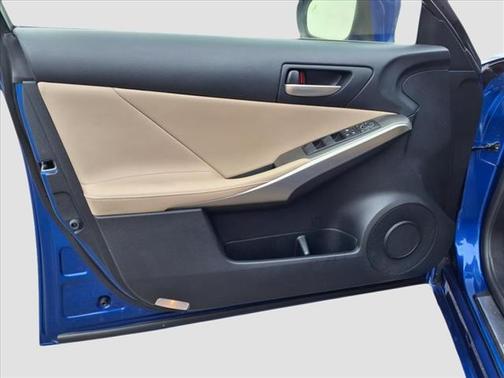 2017 Lexus IS 300 Base