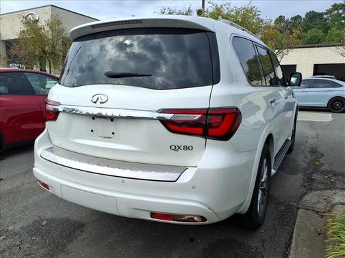 2018 INFINITI QX80 Base