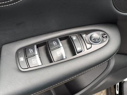 Black Obsidian 2025 INFINITI QX55 LUXE