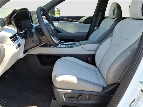 2t Rad Wht 2027 INFINITI QX60 AUTOGRAPH